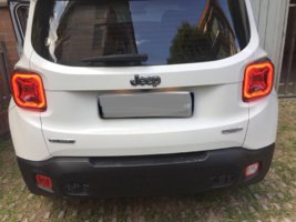 piloto trasero jeep.jpg