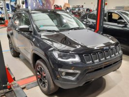Jeep Compass TH.jpeg