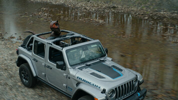 jeep_cine_2.jpeg