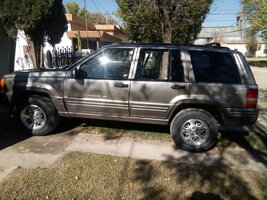 Jeep Lat.Izquierdo.jpeg